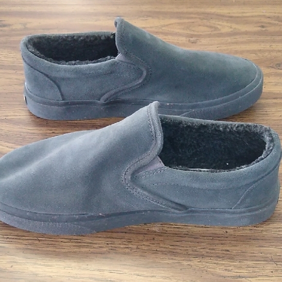 Minnetonka Mens Gray Suede Slip-On Loafers with Elasticized Opening Size 10 - Picture 2 of 11